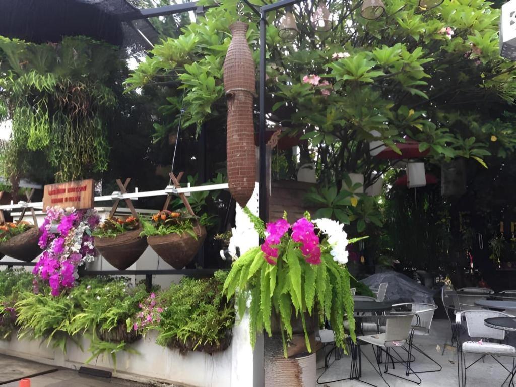 Loghome Boutique Τσιάνγκ Μάι Εξωτερικό φωτογραφία